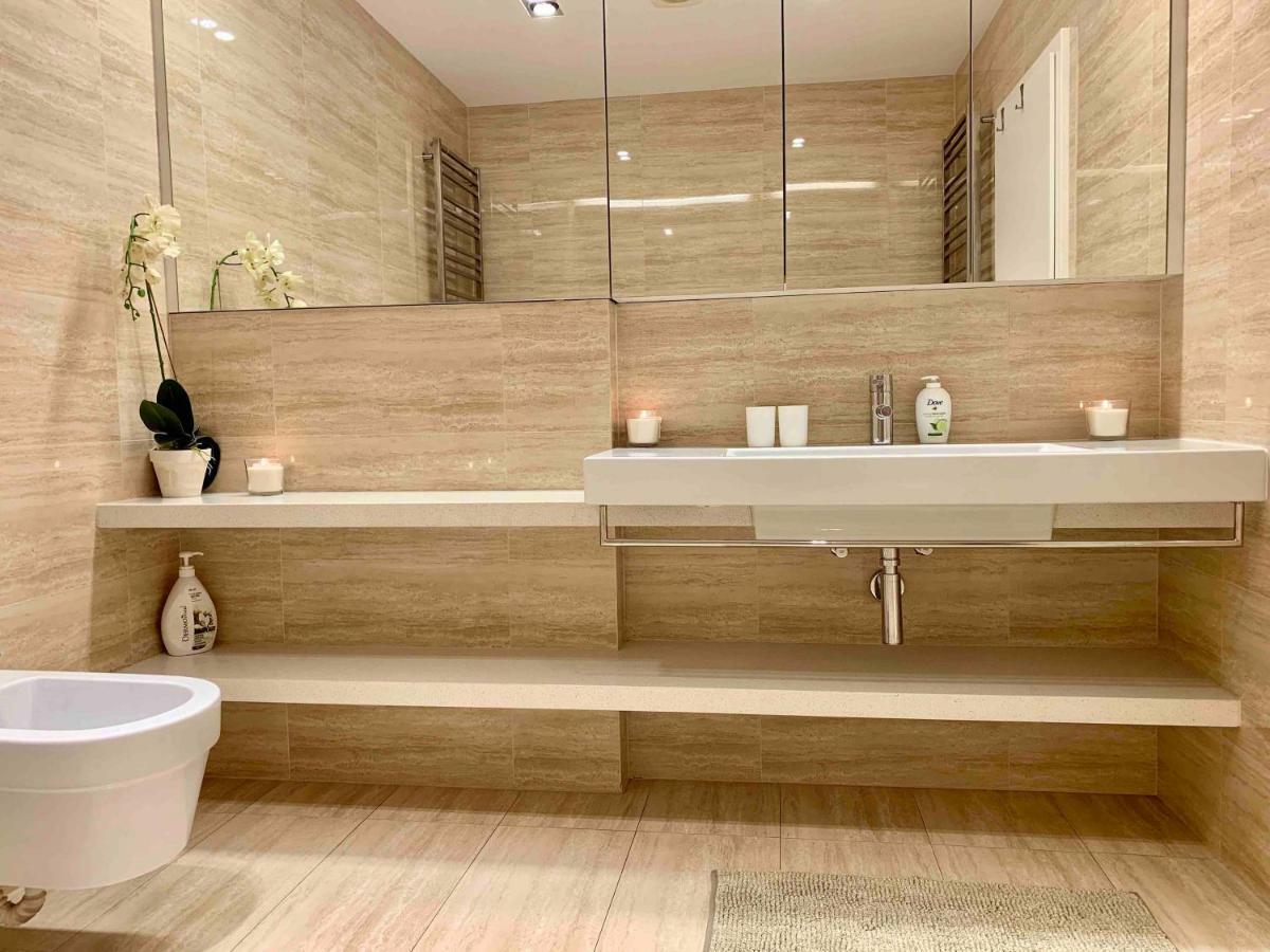 Luxury Apartment In The Center Of Praha Bagian luar foto