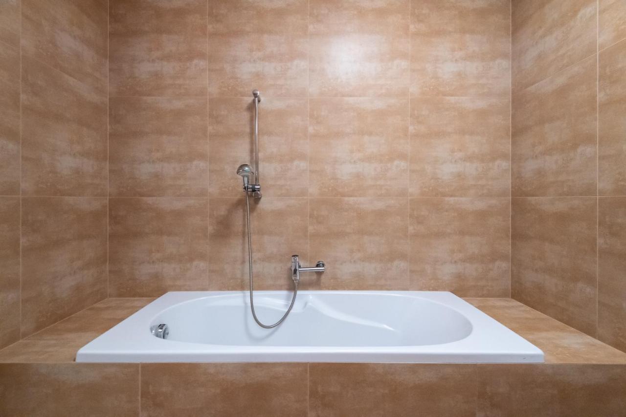Luxury Apartment In The Center Of Praha Bagian luar foto
